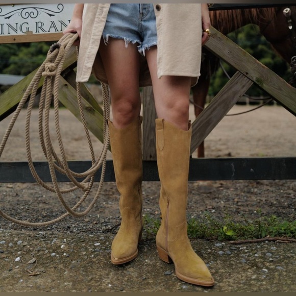 Grace Gift X Samantha Lin Leather V-Cut Western Block Heel Long Boots Beige 23.5 - Picture 2 of 16